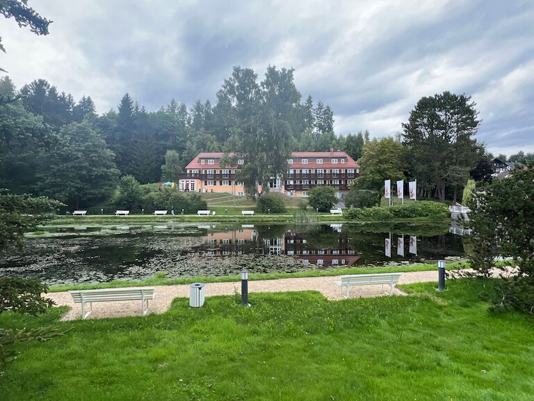 Der Kurparksee in Bad Brambach.