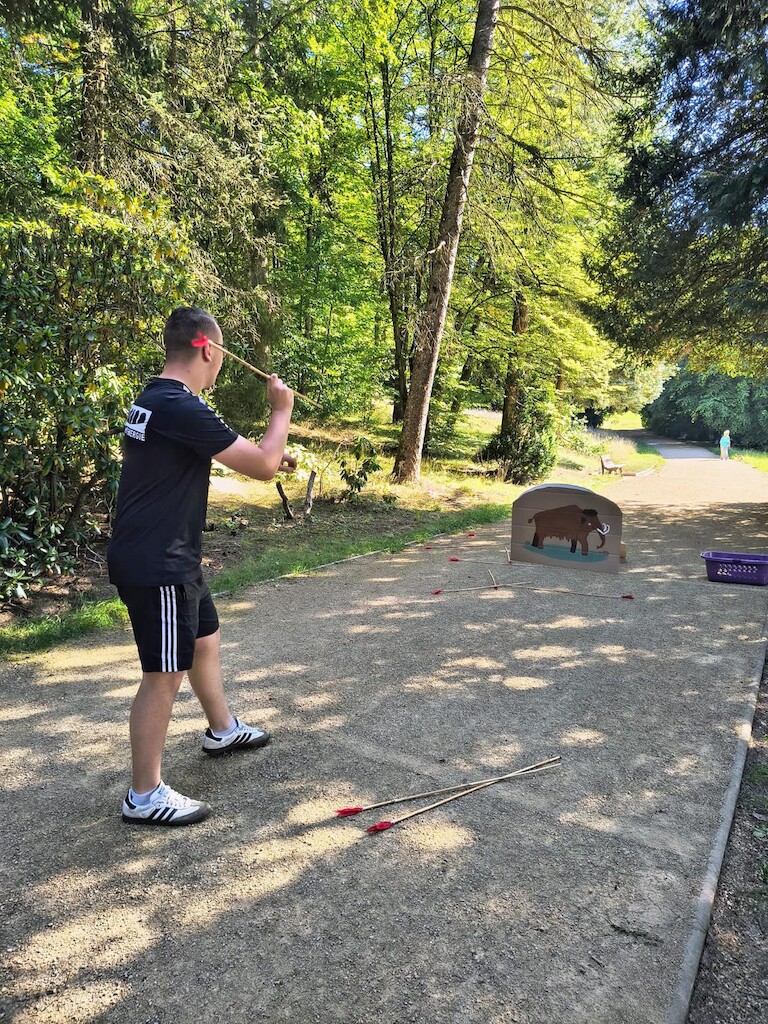 DAs Mammutbild muss mir einem Pfeil getroffen werden.