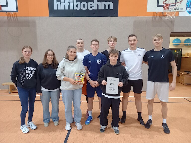 Das Siegerteam im Gruppenbild - Bgy23.