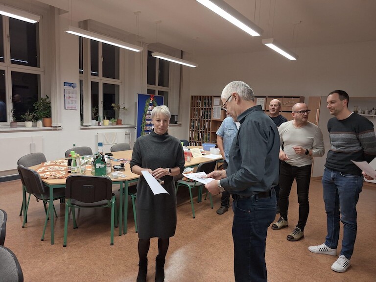 Der zweite Platz wird geehrt.