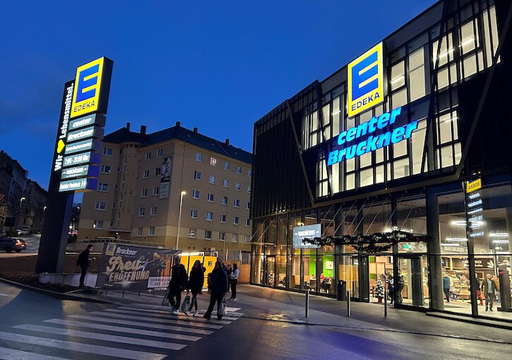 Der Edeka von außen-