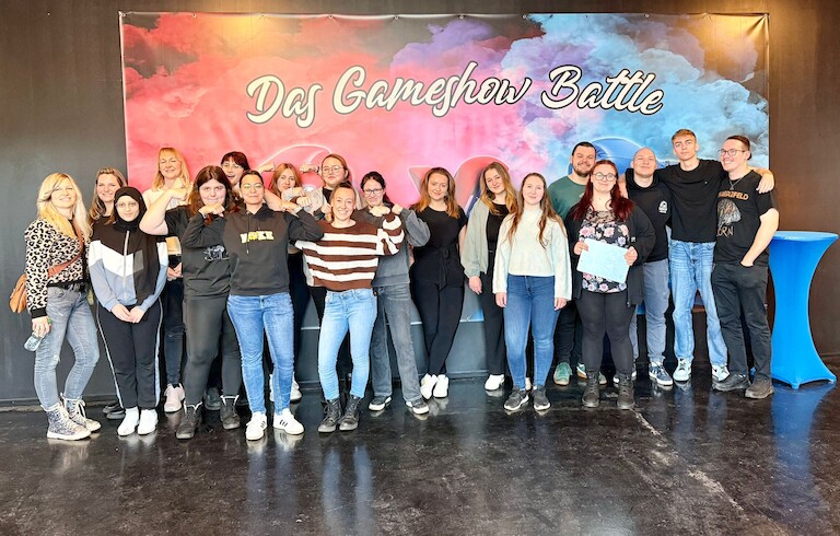Die Gruppe vor dem Game Show Battle.