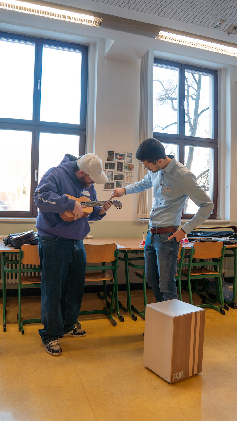 Einzelgitarrenunterricht unseres Musiklehrers.