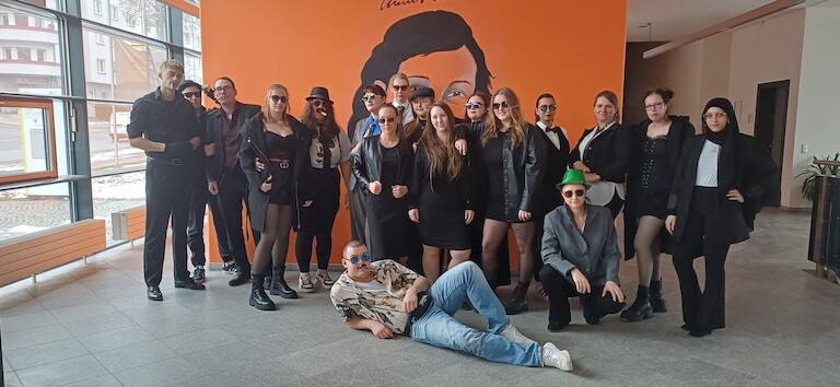 Gruppenbild Mafia und Bösewichte