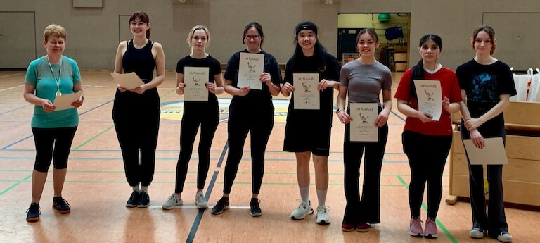 Die Badminton Teilnehmerinnen.