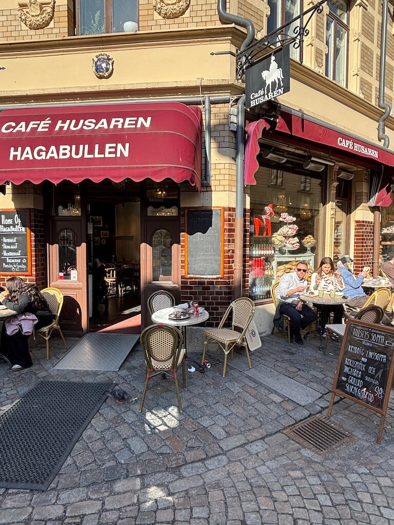 Das Cafe Husaren Hagabullen