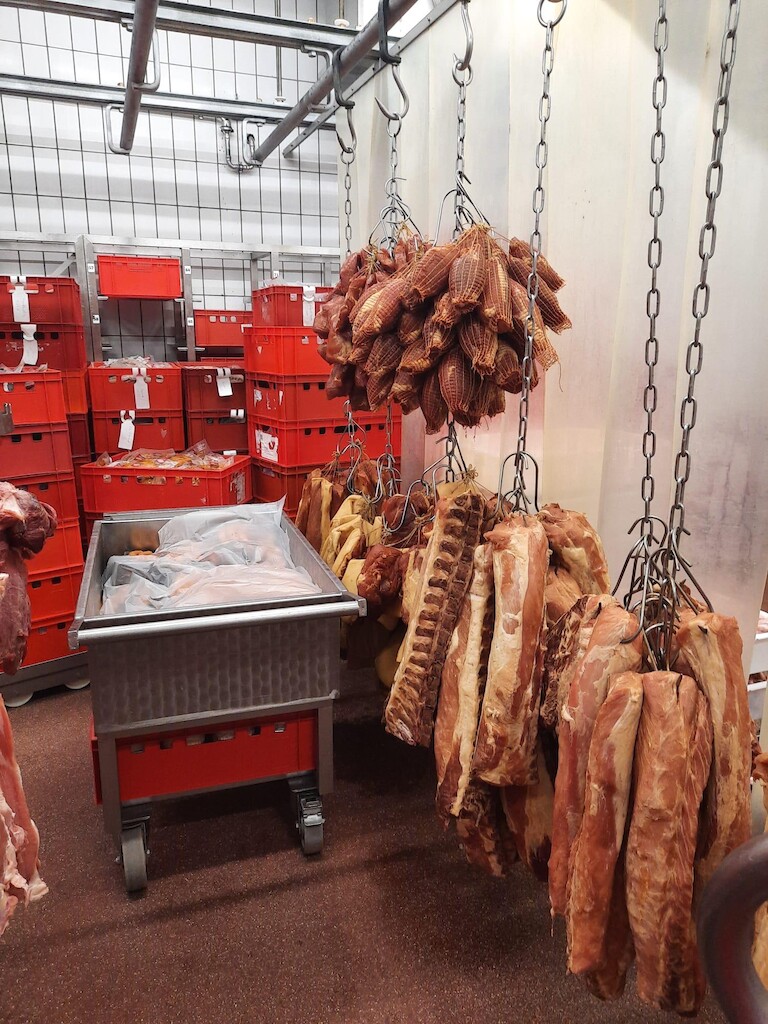 Speck hängt