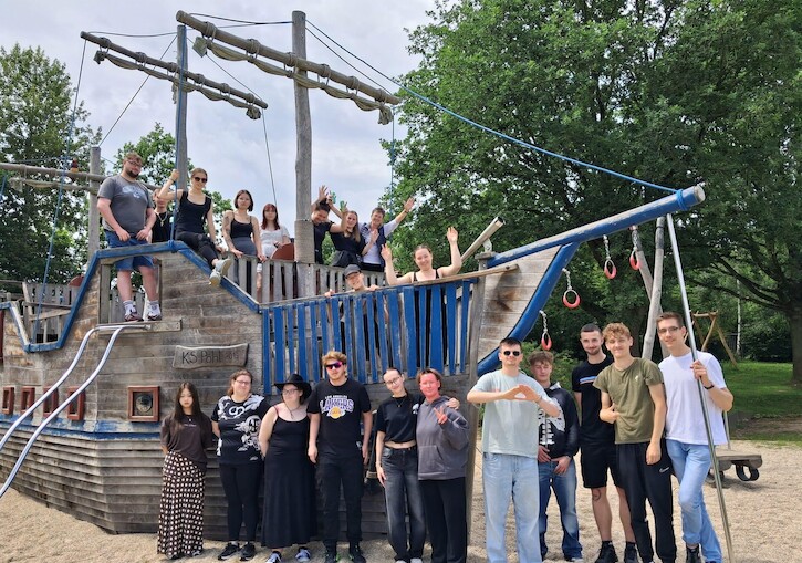 Gruppenbild am Spielplatz an der Pöhl