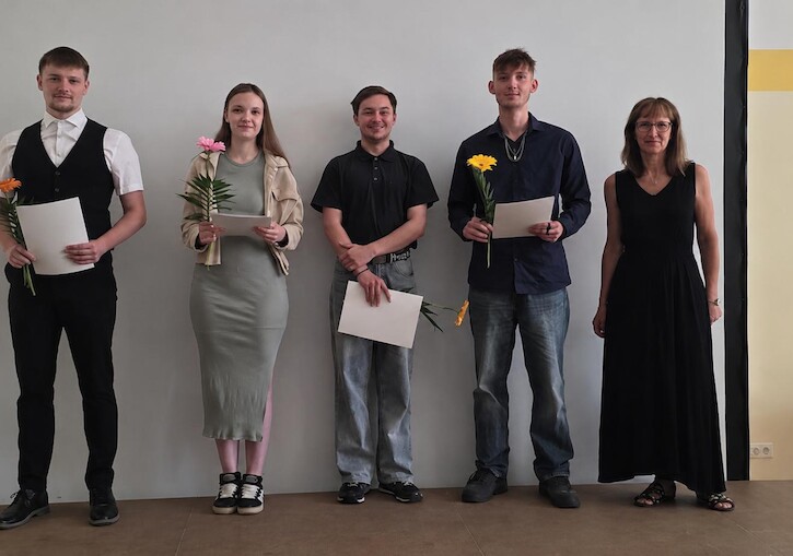 Gruppenbild von Absolventen
