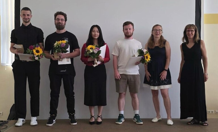 Gruppenbild von Absolventen