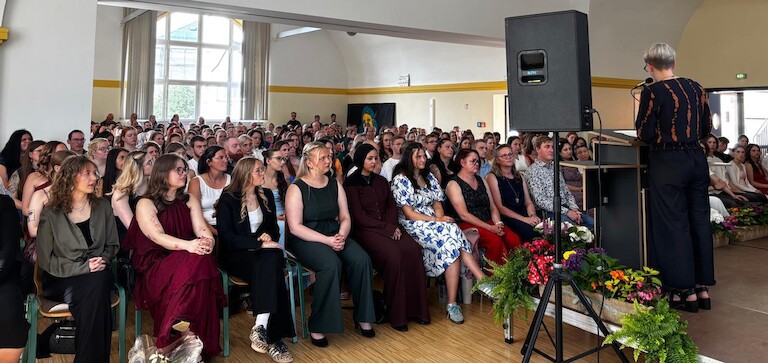 Pubikum im der Aula